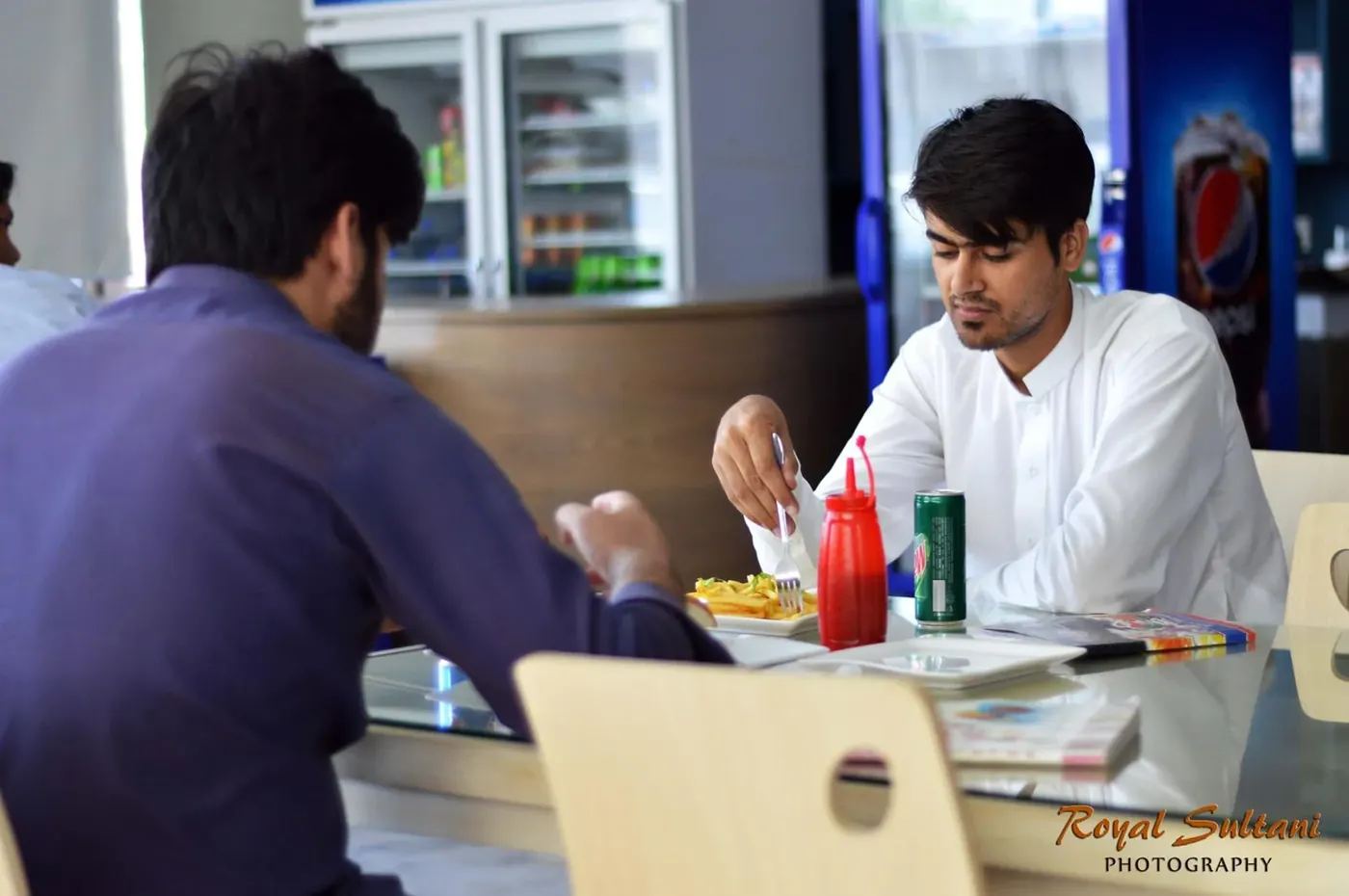 INU on-campus cafeteria seating area